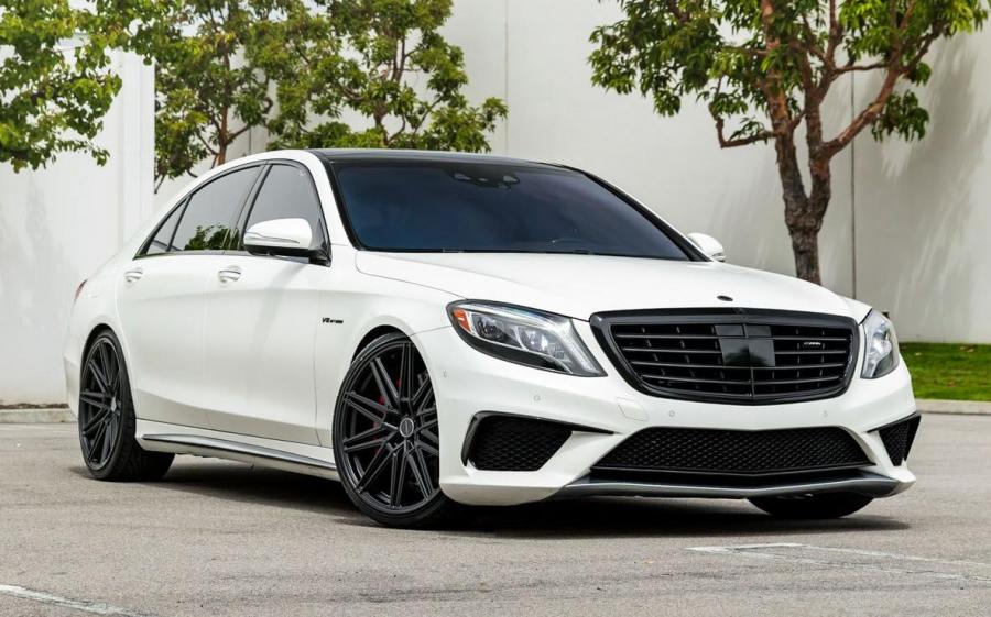 Mercedes-AMG S63 Matte White by Boden Autohaus on Vossen Wheels (CV10) '2019